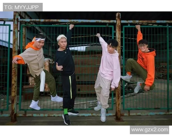 南京街舞队创新高引领潮流全城热舞展现实力与风采 南京街舞队创新高引领潮流全城热舞展现实力与风采