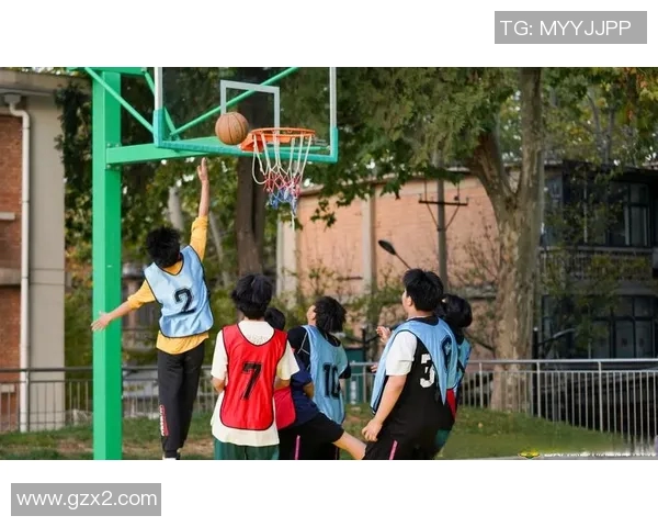 西安篮球队的奋斗历程与杯赛荣耀背后的成长故事