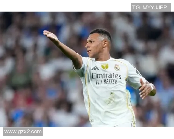 足球明星周薪揭秘:他们的收入究竟有多惊人和令人瞩目 足球明星周薪揭秘:他们的收入究竟有多惊人和令人瞩目